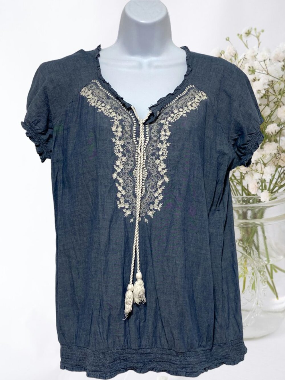 Tantrums-Women's Large Pullover Top Short Sleeve Embroidered Tie V-Neck-Cotton